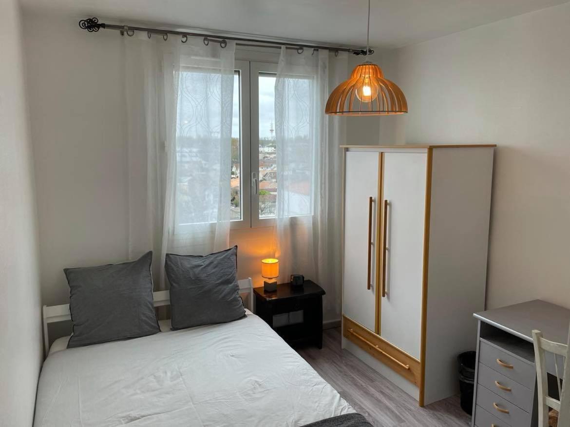 Chambre Chez L'Habitant Pres De Bordeaux Cenon Exterior photo